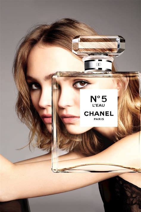 chanel perfume advertisement 2019|chanel no 5 advert song.